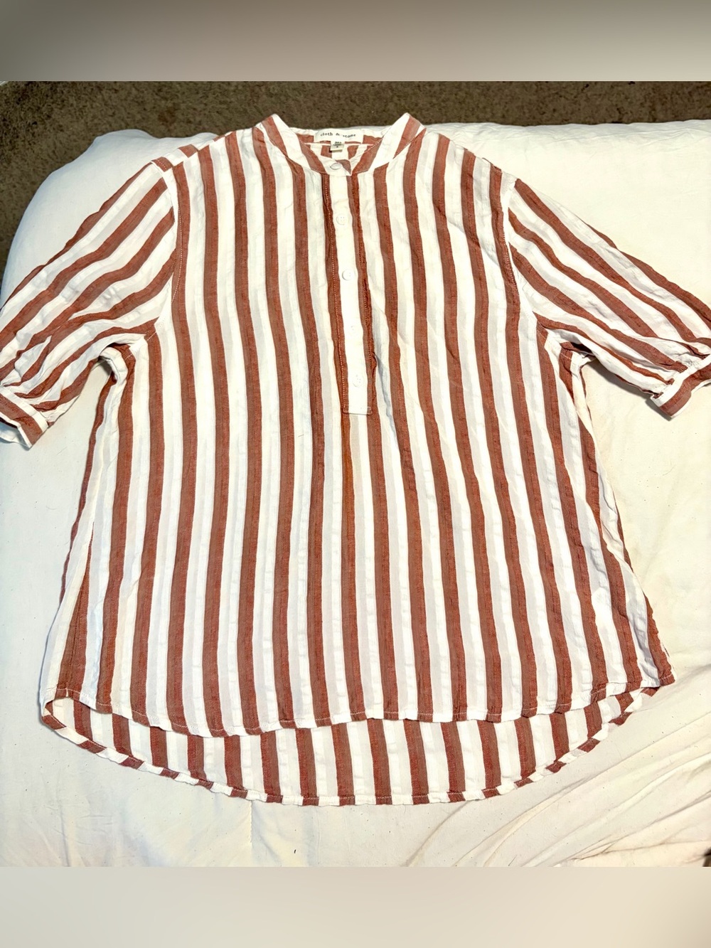 Cloth & stone Coffee & Cream pinstripe blouse size S NWOT